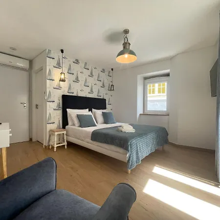 Bed & Breakfast Baia Do Mundo 4*