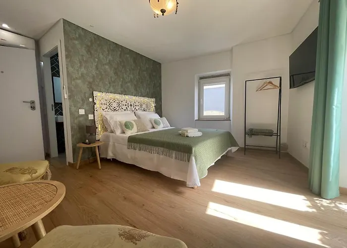 Baia Do Mundo Bed and Breakfast
